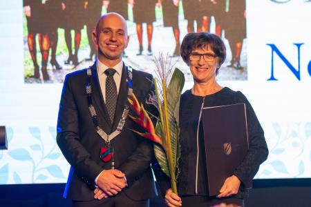 Obcˇinski praznik_24-02473